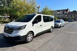 Taxi Van 7 i Bus 9