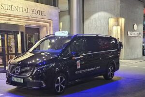 Taxi Warszawa 23000