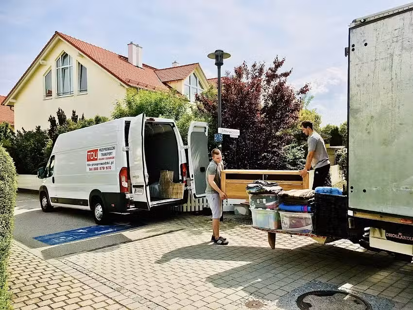 TDU – Trans Dojcz Przeprowadzki Poznań, krajowe i zagraniczne. Transport Europa i Świat
