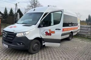 TomBus – Przewozy Krajowe | Na Lotnisko | Przewóz Paczek | Wynajem Busów