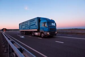 Transport krajowy i międzynarodowy Wolftrans