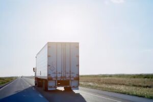Transport krajowy i zagraniczny | Wynajem przyczep | GALAXY