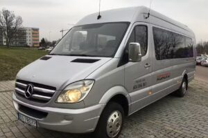 Transport Osobowy Przewóz Mikrobusami Korona
