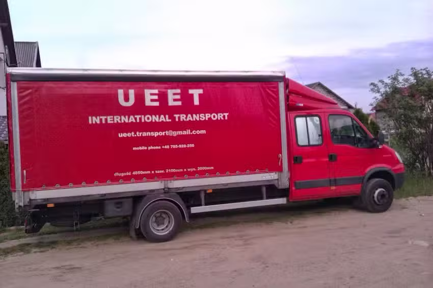 UEET – Międzynarodowy transport towarów.