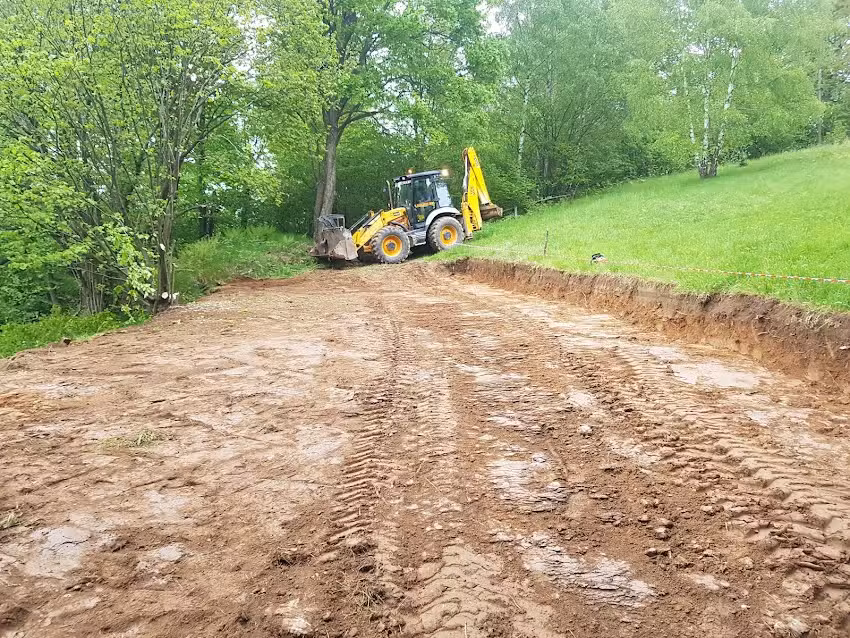 Usługi koparko-ładowarką Jcb 4cx i mini koparką Kubota