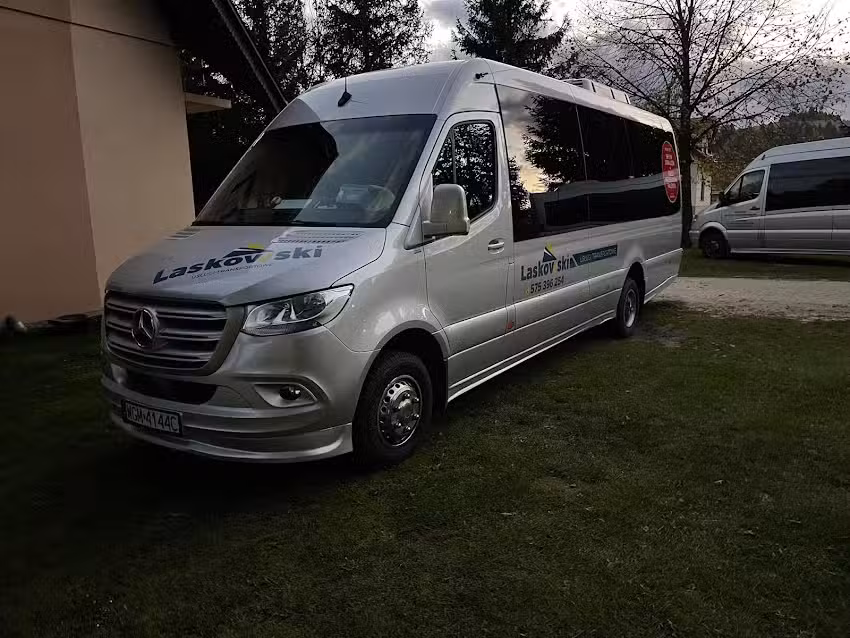 USŁUGI TRANSPORTOWE KONRAD LASKOWSKI