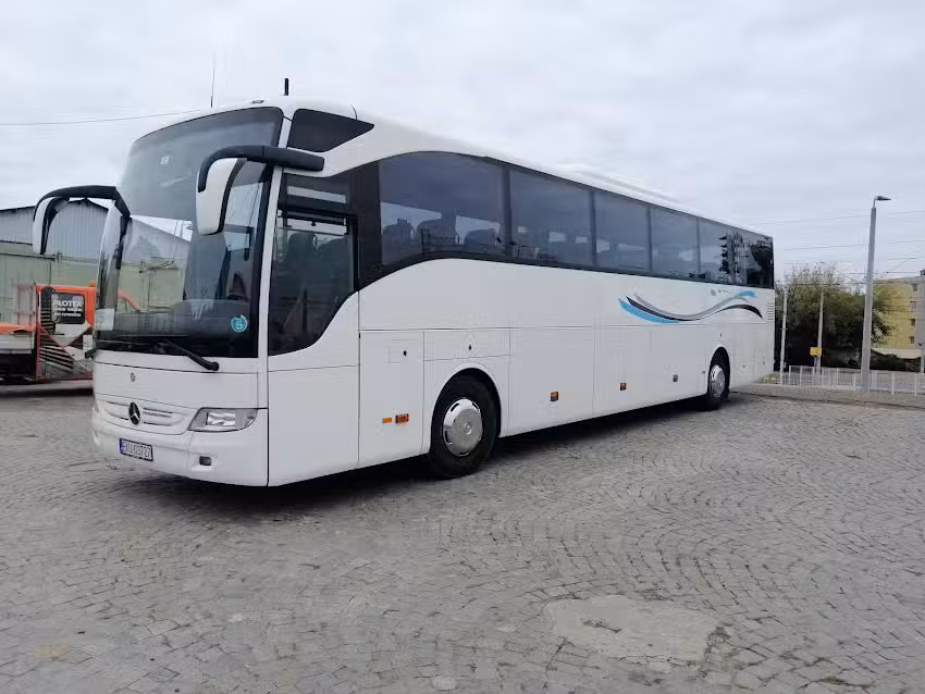 Usługi transportowe Piotr Kępka. PRZEWÓZ OSÓB: wynajem busów, autokarów, autobusów Kutno, Łowicz