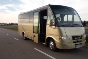 Usługi Transportowe Przewóz osób Wycieczki Jarosław Świerczewski
