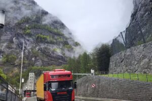 USŁUGI TRANSPORTOWE ZIELIŃSKI LUDWIK SPÓŁKA Z OGRANICZONĄ ODPOWIEDZIALNOŚCIĄ