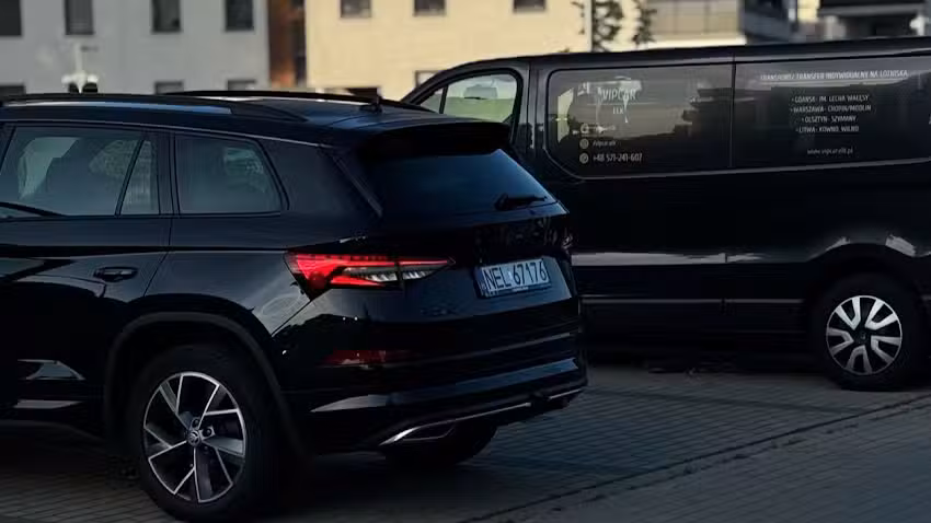 VIP Car• Transfery na Lotniska• Transport indywidualny• Ełk