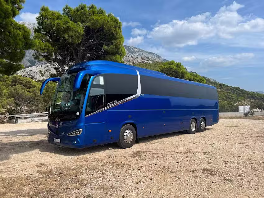 Wynajem autokarów i busów – TRANSPOLL