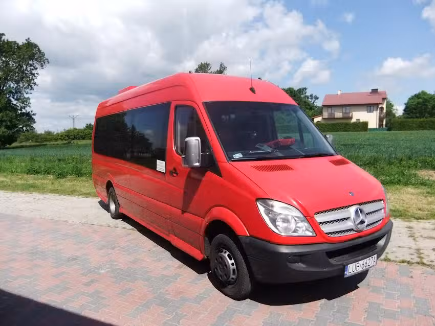 Wynajem autokarów i busów