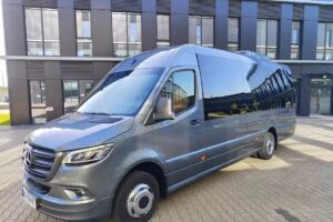Wynajem busów i autobusów DarTrans
