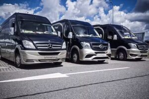 Wynajem komfortowych busów i autokarów z kierowcą | AutoComfort