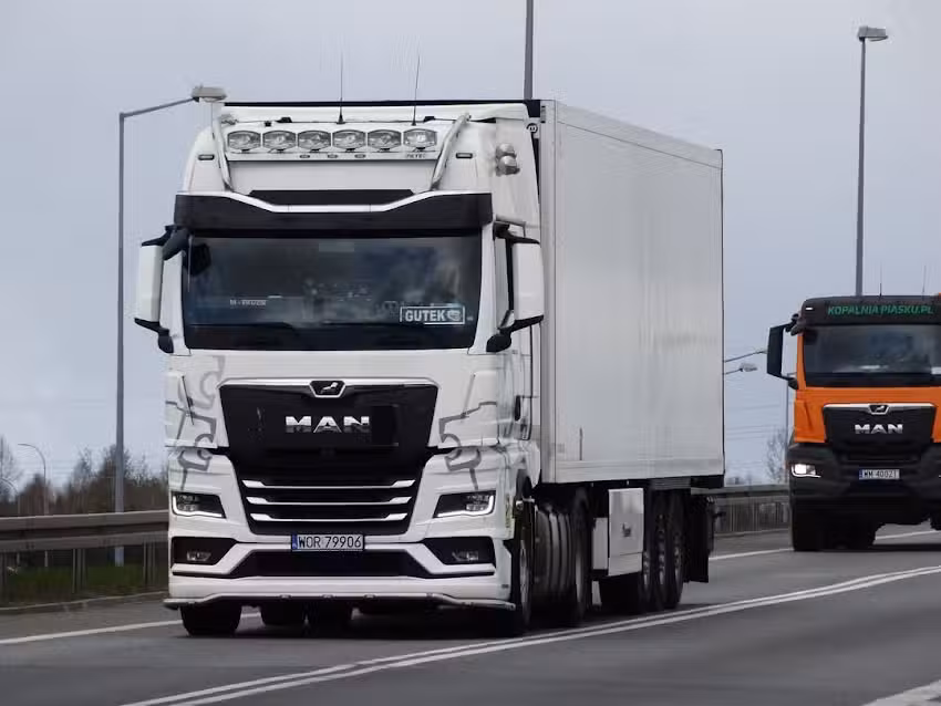 Zbychotrans. Usługi transportowe